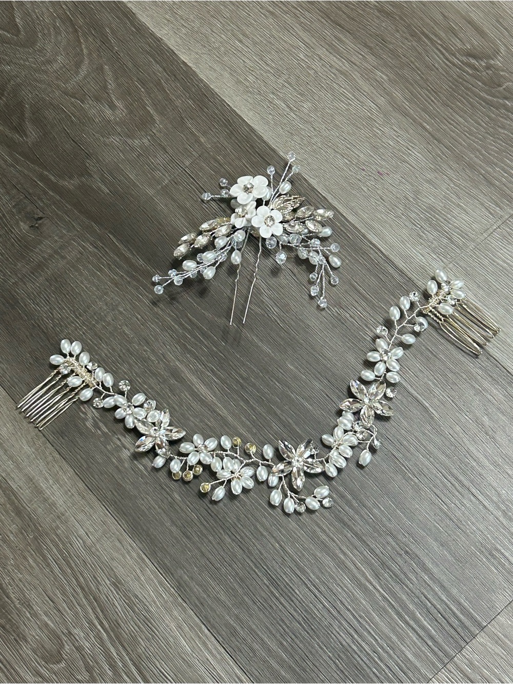 Pearl Crystal Floral Bridal Hairpiece Set Silver Hair Clips Comb Piece